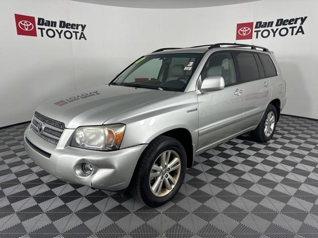 used 2007 Toyota Highlander Hybrid car, priced at $2,200