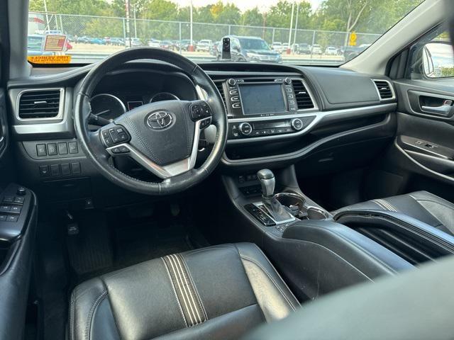 used 2018 Toyota Highlander car, priced at $23,583