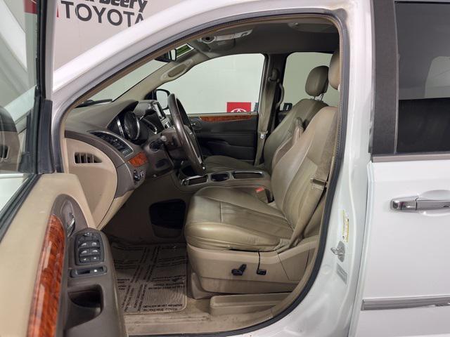 used 2015 Chrysler Town & Country car, priced at $2,700