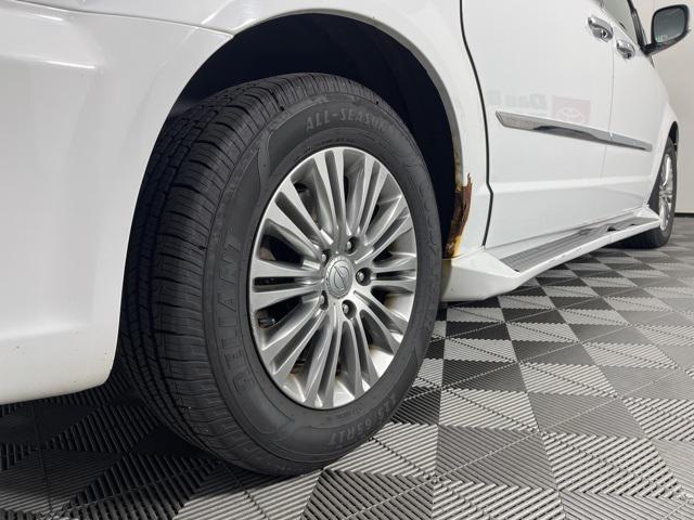 used 2015 Chrysler Town & Country car, priced at $2,700