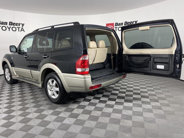 used 2006 Mitsubishi Montero car, priced at $8,500