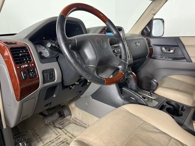 used 2006 Mitsubishi Montero car, priced at $8,500