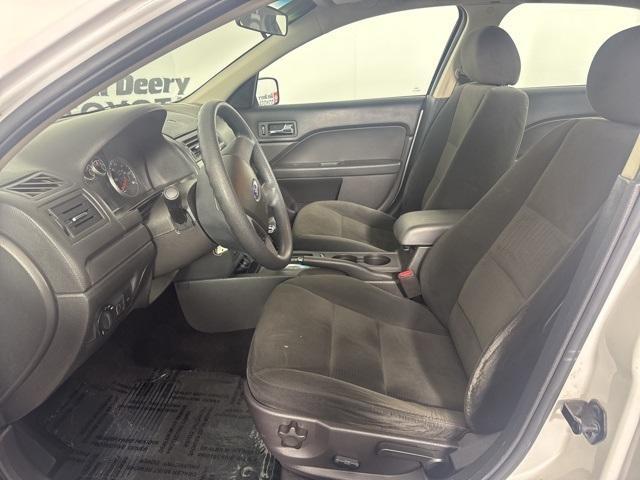 used 2007 Ford Fusion car, priced at $4,300