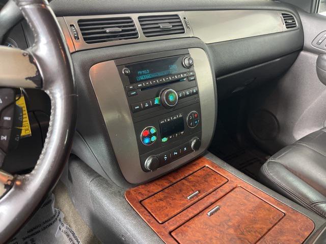 used 2008 Chevrolet Avalanche car, priced at $2,900