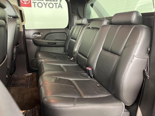 used 2008 Chevrolet Avalanche car, priced at $2,900