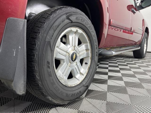 used 2008 Chevrolet Avalanche car, priced at $2,900