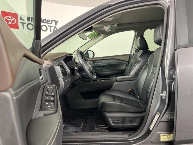 used 2022 Nissan Rogue car, priced at $17,152