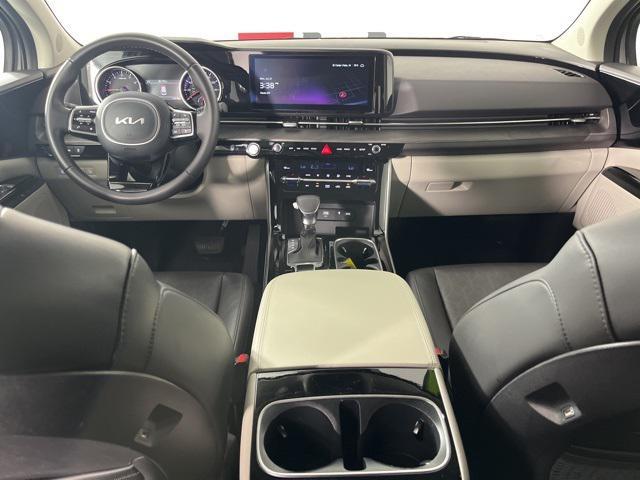 used 2024 Kia Carnival car, priced at $37,884