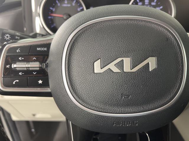 used 2024 Kia Carnival car, priced at $37,884