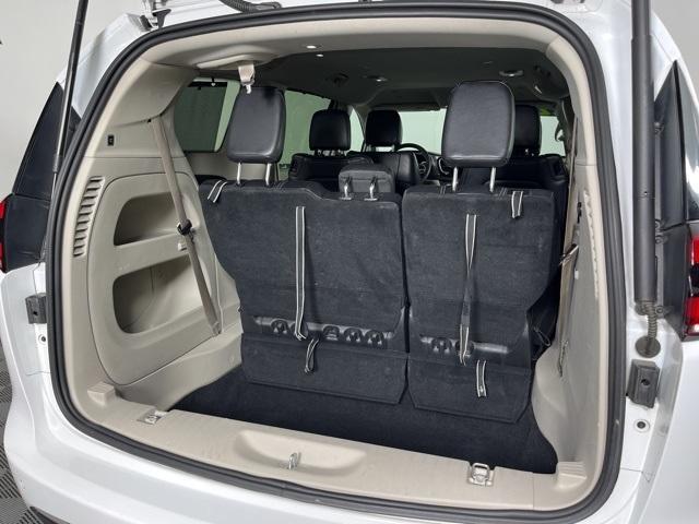 used 2022 Chrysler Pacifica car, priced at $18,995