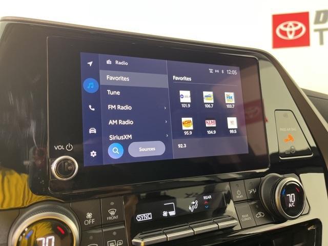 used 2023 Toyota Highlander car, priced at $33,616