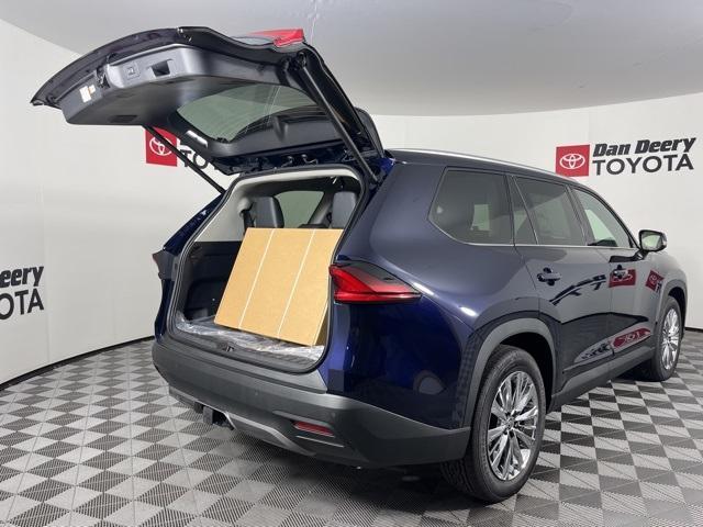 new 2025 Toyota Grand Highlander car, priced at $56,653