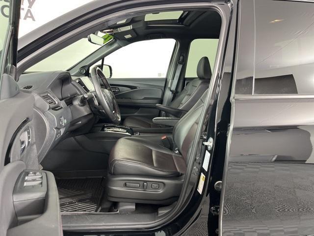 used 2023 Honda Ridgeline car, priced at $37,000
