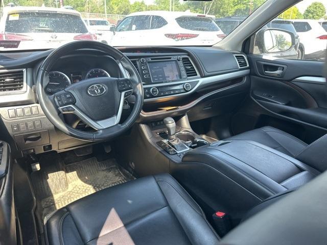 used 2018 Toyota Highlander car, priced at $29,000