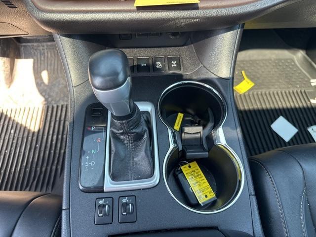 used 2018 Toyota Highlander car, priced at $29,000