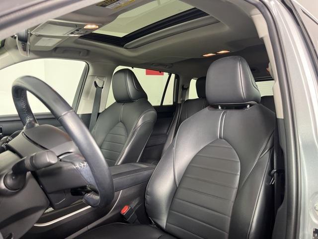 used 2021 Toyota Highlander car, priced at $30,921