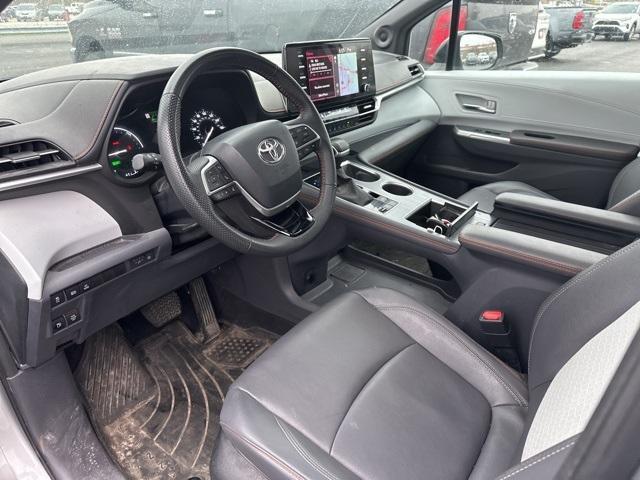 used 2023 Toyota Sienna car