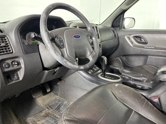 used 2006 Ford Escape Hybrid car, priced at $2,400