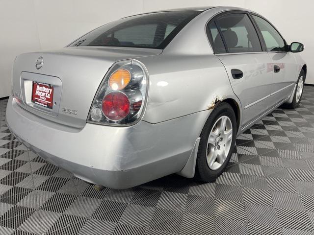 used 2003 Nissan Altima car, priced at $3,200