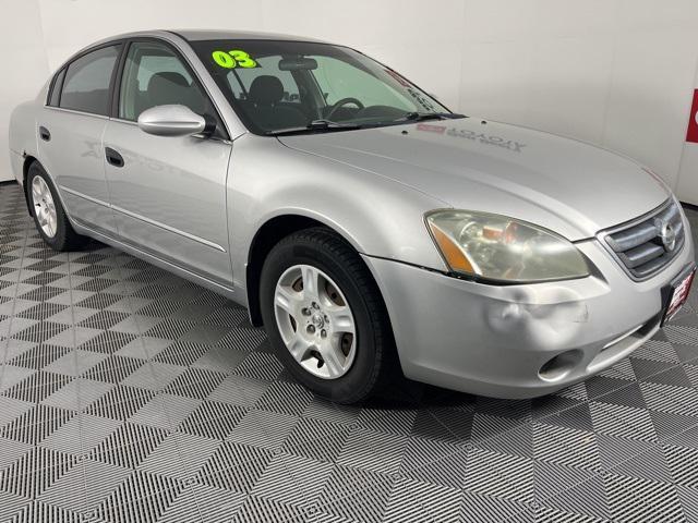 used 2003 Nissan Altima car, priced at $3,200