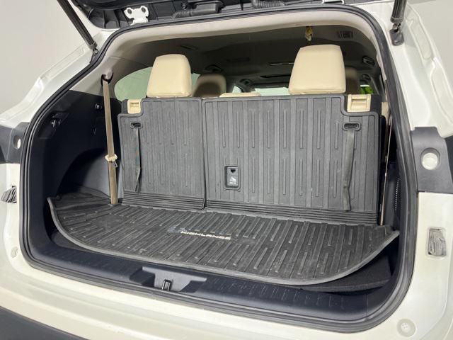 used 2020 Toyota Highlander Hybrid car, priced at $34,223