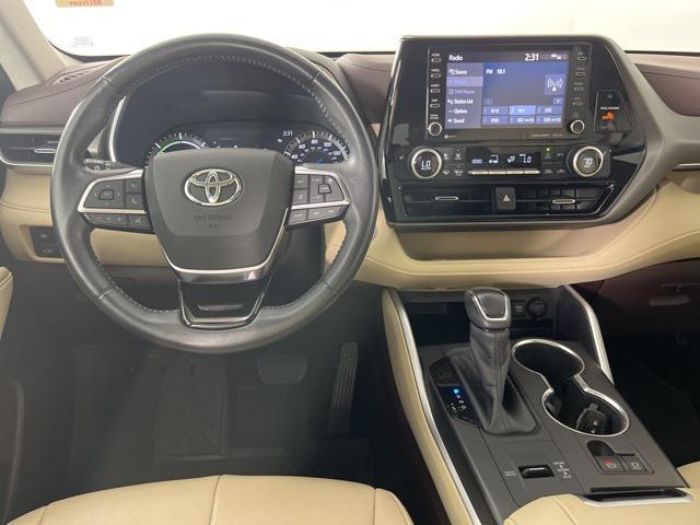 used 2020 Toyota Highlander Hybrid car, priced at $34,223