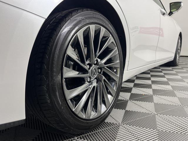 used 2024 Lexus ES 350 car, priced at $45,812