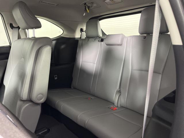 used 2021 Toyota Highlander Hybrid car, priced at $35,999