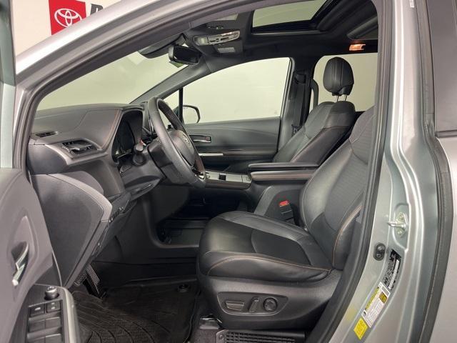 used 2022 Toyota Sienna car, priced at $43,600