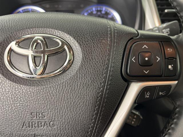used 2019 Toyota Highlander car, priced at $29,486