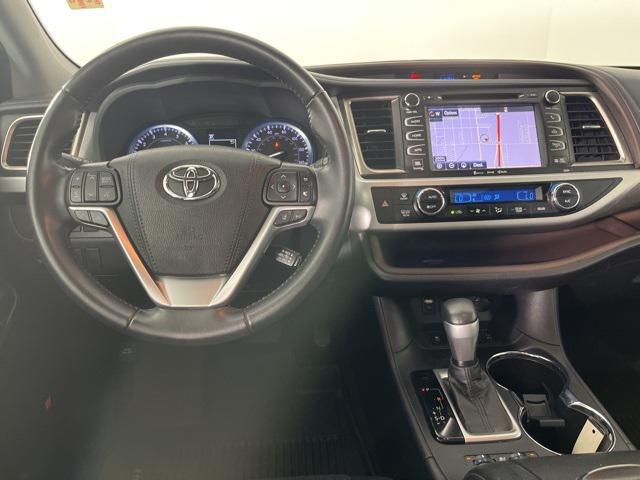 used 2019 Toyota Highlander car, priced at $29,486