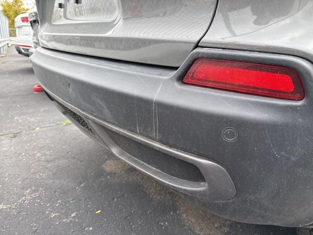 used 2022 Jeep Cherokee car