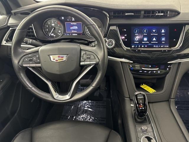 used 2022 Cadillac XT6 car, priced at $40,329