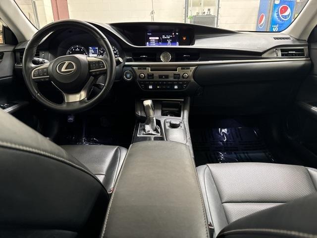 used 2017 Lexus ES 350 car, priced at $19,047