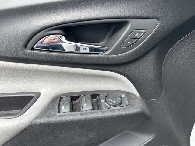 used 2019 Chevrolet Equinox car, priced at $15,400