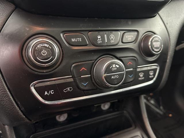 used 2019 Jeep Cherokee car, priced at $17,750