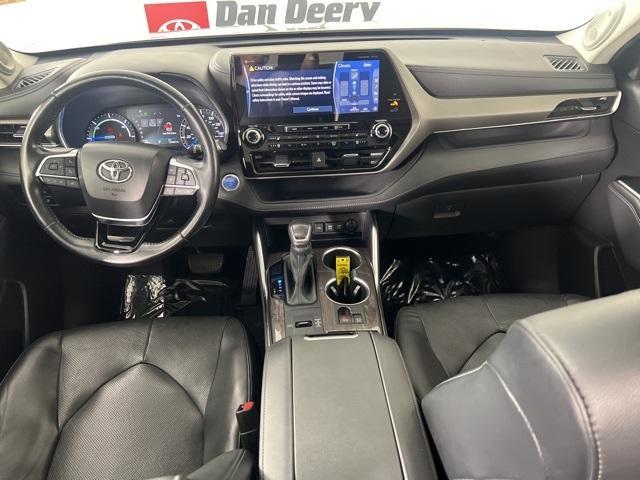 used 2021 Toyota Highlander Hybrid car, priced at $29,361