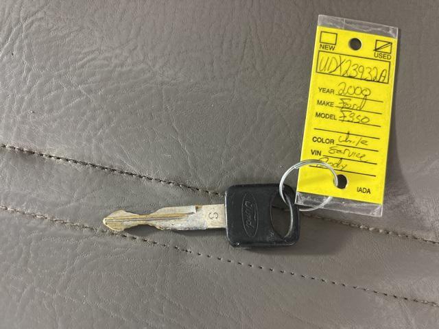 used 2000 Ford F-350 car, priced at $3,750