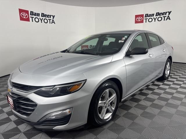 used 2021 Chevrolet Malibu car, priced at $15,319