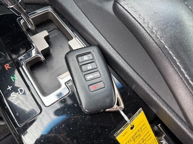 used 2013 Lexus ES 300h car, priced at $9,600