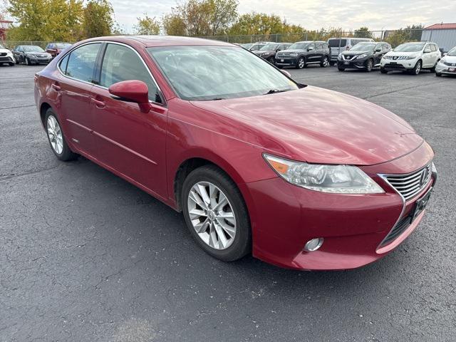 used 2013 Lexus ES 300h car, priced at $9,600