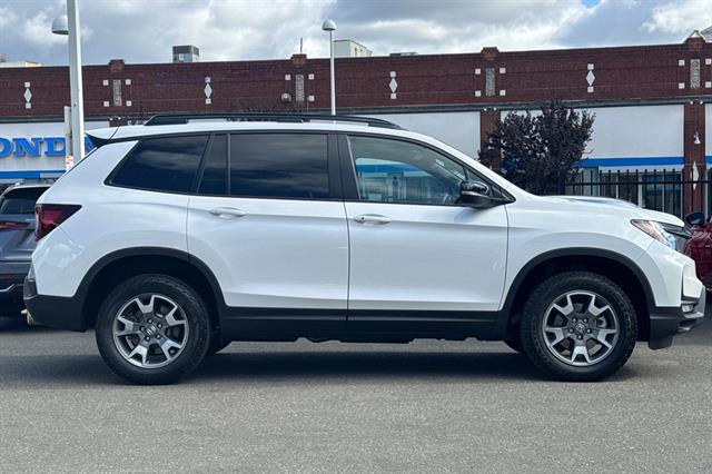 used 2023 Honda Passport car, priced at $35,901