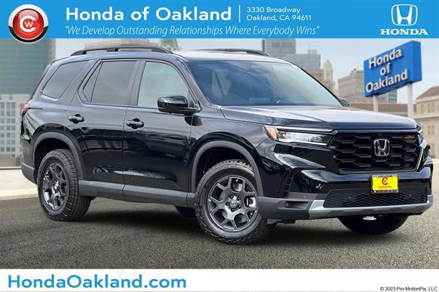 new 2025 Honda Pilot car, priced at $50,495