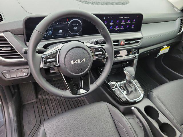 new 2025 Kia Seltos car, priced at $30,775