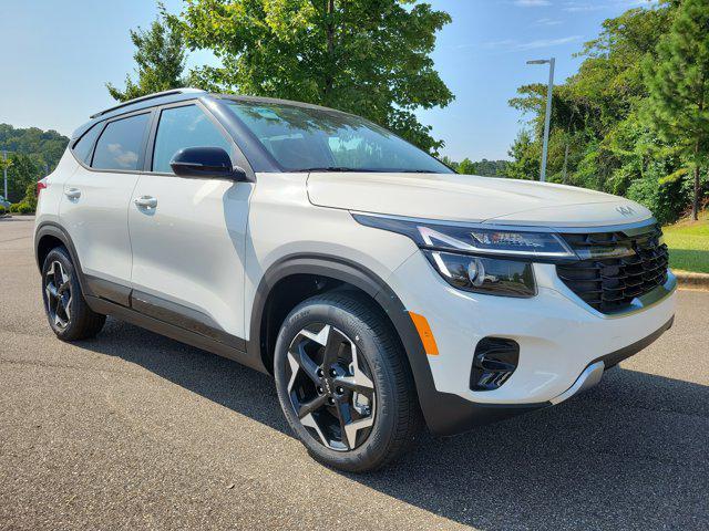 new 2025 Kia Seltos car, priced at $28,670