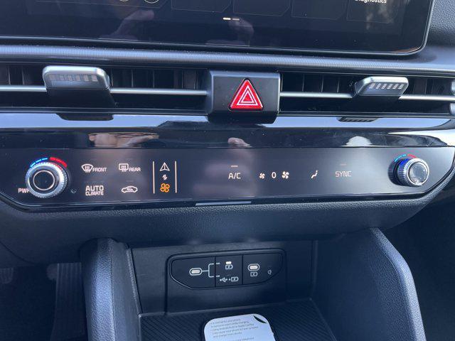 new 2026 Kia Sportage car, priced at $34,280