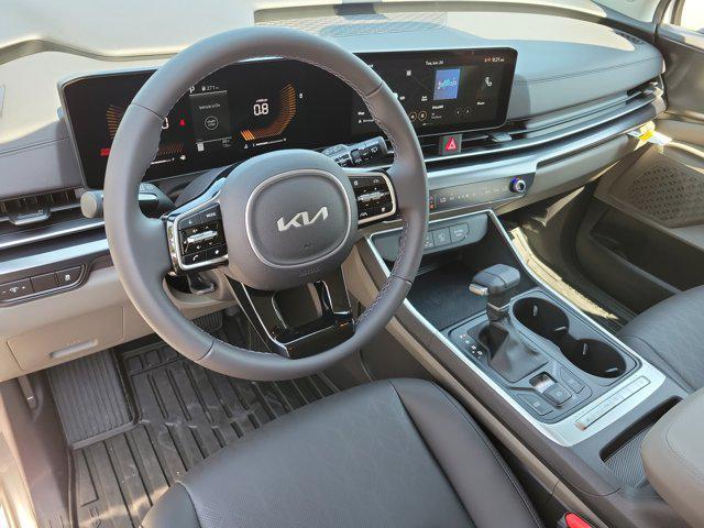 new 2025 Kia Carnival car, priced at $40,995