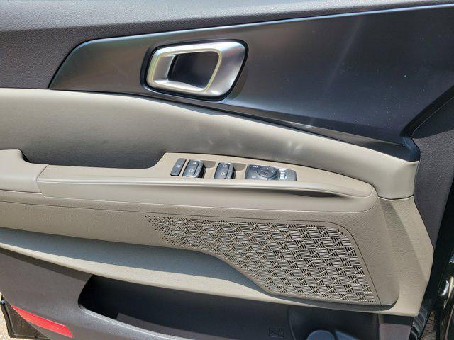new 2025 Kia Carnival car, priced at $40,995