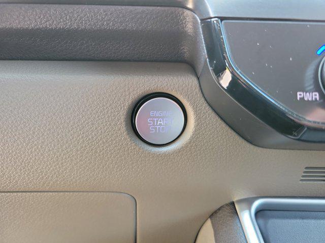 new 2025 Kia Carnival car, priced at $40,995