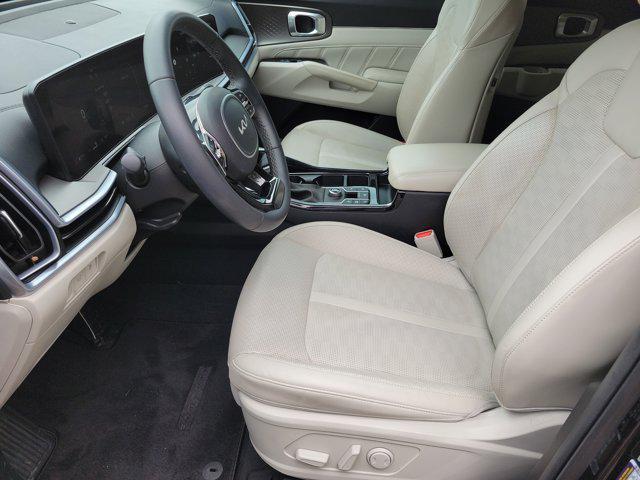 used 2025 Kia Sorento car, priced at $33,485